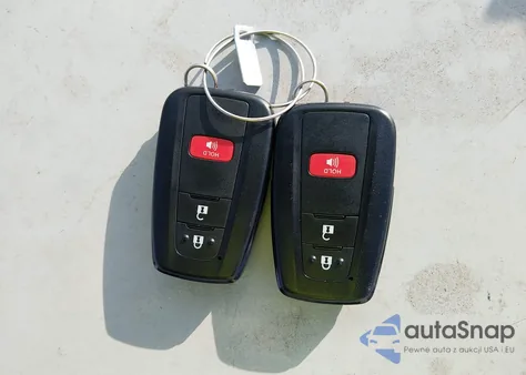 2025 Toyota Rav4 Xle z USA, uszkodzony, nr VIN JTMW1RFV2SJ032007